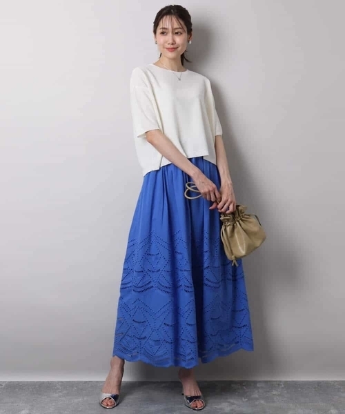 MK MICHEL KLEIN（エムケーミッシェルクラン）の「コットン刺繍カットワークギャザースカート/洗える（スカート・レディース・ブルー/カーキ/ホワイト・38）」の20枚目の写真