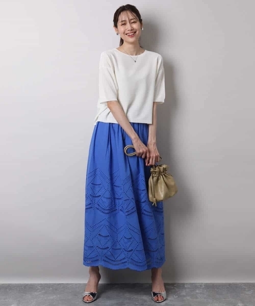 MK MICHEL KLEIN（エムケーミッシェルクラン）の「コットン刺繍カットワークギャザースカート/洗える（スカート・レディース・ブルー/カーキ/ホワイト・38）」の21枚目の写真