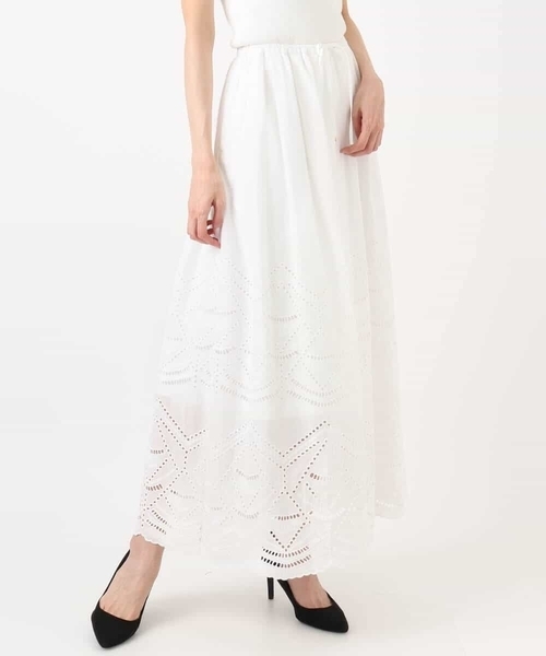 MK MICHEL KLEIN（エムケーミッシェルクラン）の「コットン刺繍カットワークギャザースカート/洗える（スカート・レディース・ブルー/カーキ/ホワイト・38）」の6枚目の写真