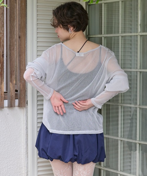loin nuit(ロワンニュイ)の「glitter sheer long sleeve tops / グリッターシアーロングスリーブトップス(Tシャツ/カットソー・レディース・ホワイト/グレー/ラベンダー・FREE)」の5枚目の写真