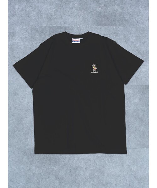 Import & Select(インポートアンドセレクト)の「【California T-shirt】フードワンポイント刺繍Tシャツ ショートスリーブTシャツ 半袖Tシャツ(Tシャツ/カットソー・メンズ・ブラック/ホワイト/ベージュ・2/3)」の2枚目の写真