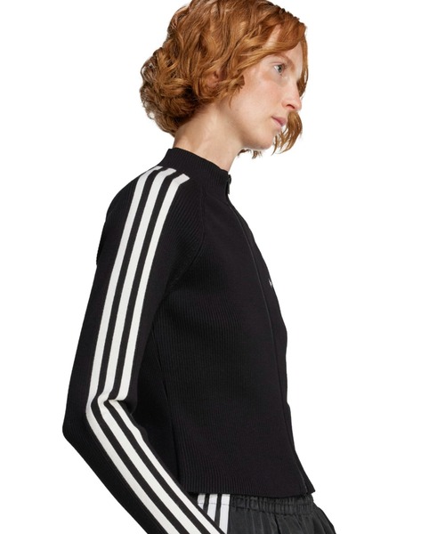 adidas(アディダス)の「adidas ADICOLOR 3 STRIPES SLIM KNIT TRACK TOP / アディダス アディカラー 3 ストライプス スリム ニット トラック トップ(ニット/セーター・レディース・ブラック・L/M/S)」の4枚目の写真