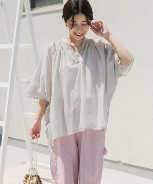 URBAN RESEARCH DOORS（アーバンリサーチドアーズ）の「コットンボイルロールアップスリーブブラウス（シャツ/ブラウス・レディース・ネイビー/グリーン/ピンク系その他/グレー系その他・MEDIUM）」の6枚目の写真