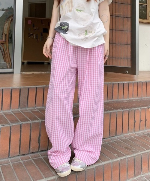 WEGO（ウィゴー）の「WEGO/ギンガムチェックワイドストレートパンツ（その他パンツ・レディース・ブラック/ピンク/ブルー・SMALL/MEDIUM）」の3枚目の写真