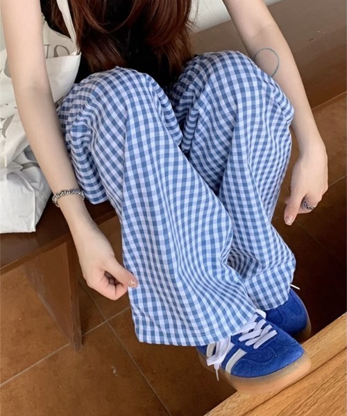 WEGO（ウィゴー）の「WEGO/ギンガムチェックワイドストレートパンツ（その他パンツ・レディース・ブラック/ピンク/ブルー・SMALL/MEDIUM）」の7枚目の写真