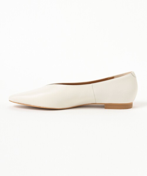 Demi-Luxe BEAMS（デミルクス ビームス）の「Vカット フラット パンプス（パンプス・レディース・ブラック/ホワイト系その他5・38/37/36）」の4枚目の写真