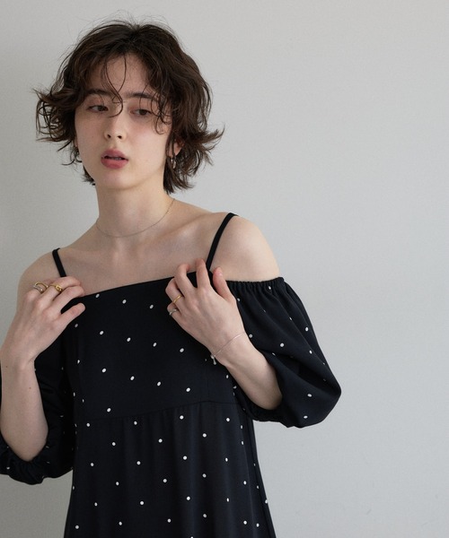 &. NOSTALGIA（アンドドットノスタルジア）の「【ZOZO限定】２WAYオフショルドットティアードワンピース（ワンピース・レディース・ブラック・M）」の8枚目の写真