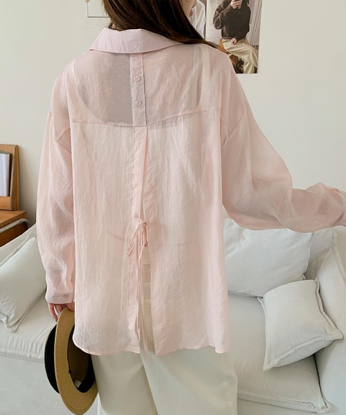 aimoha(アイモハ)の「バックリボン長袖シアーシャツ (SS)(シャツ/ブラウス・レディース・ブラック/ライトベージュ/ホワイト/ライトグレー/ピンク/ライトグリーン・FREE)」の6枚目の写真