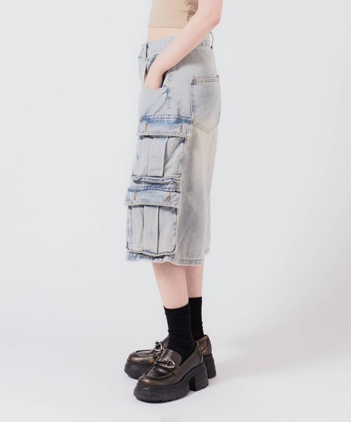 Chick(チック)の「Cargo pocket half denim pants / カーゴポケットハーフデニムパンツ(デニムパンツ・レディース・ブルー・FREE)」の1枚目の写真