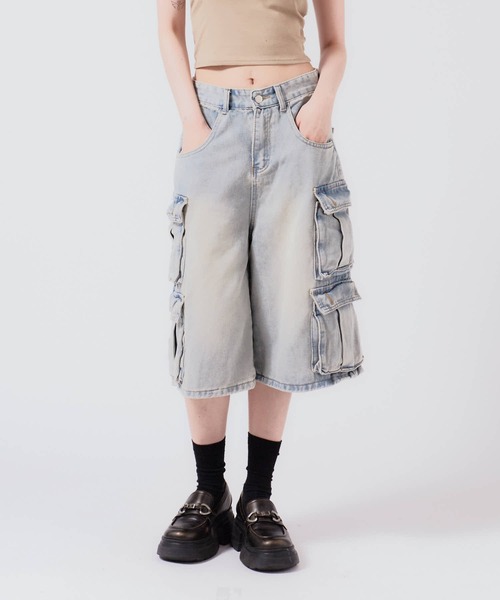Chick(チック)の「Cargo pocket half denim pants / カーゴポケットハーフデニムパンツ(デニムパンツ・レディース・ブルー・FREE)」の4枚目の写真
