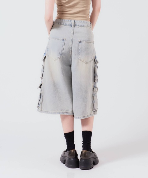 Chick(チック)の「Cargo pocket half denim pants / カーゴポケットハーフデニムパンツ(デニムパンツ・レディース・ブルー・FREE)」の5枚目の写真