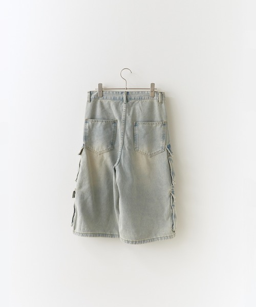 Chick(チック)の「Cargo pocket half denim pants / カーゴポケットハーフデニムパンツ(デニムパンツ・レディース・ブルー・FREE)」の3枚目の写真