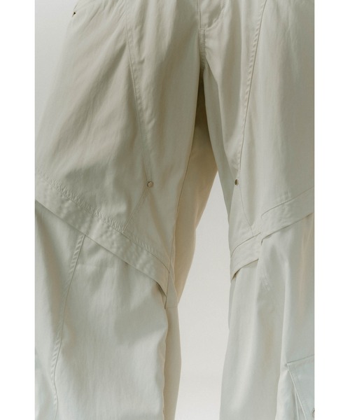 Knuth Marf(クヌースマーフ)の「docking nylon pants(unisex)(カーゴパンツ・レディース・アイボリー/ブラック/カーキ・X-SMALL/SMALL/MEDIUM/LARGE)」の13枚目の写真