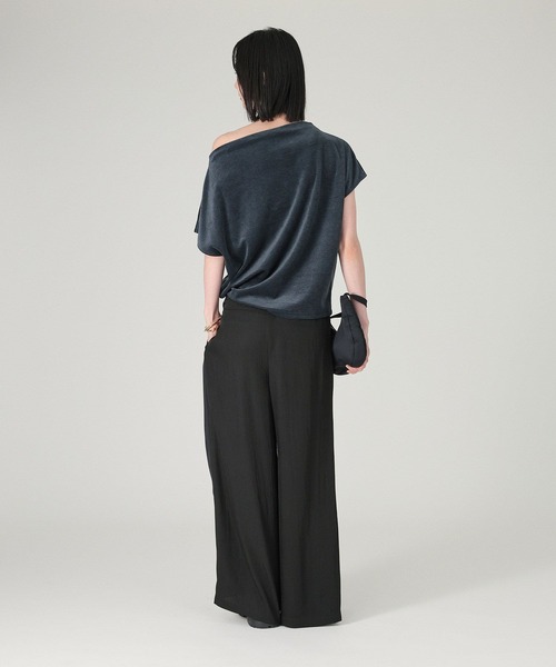 BABYLONE（バビロン）の「【洗濯可】ベロアニュアンスカットソー（Tシャツ/カットソー・レディース・ダークブラウン/ライトベージュ/ダークブルー・フリー）」の18枚目の写真