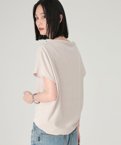 BABYLONE（バビロン）の「【洗濯可】ベロアニュアンスカットソー（Tシャツ/カットソー・レディース・ダークブラウン/ライトベージュ/ダークブルー・フリー）」の20枚目の写真