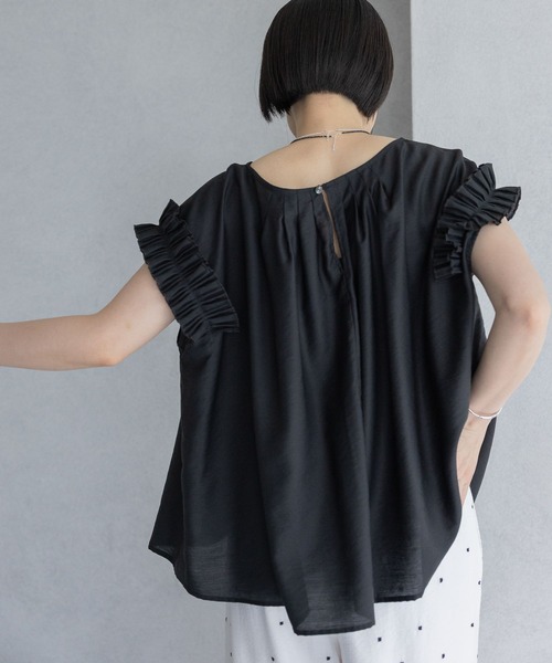 A part by(アパートバイ)の「フリルスリーブブラウス(シャツ/ブラウス・レディース・ブラック/ライトベージュ/ブラウン系その他2・FREE)」の4枚目の写真