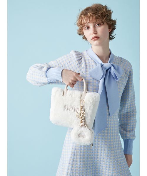 FURFUR（ファーファー）の「ハートロゴバッグチャーム（チャーム・レディース・ゴールド/シルバー・F）」の7枚目の写真