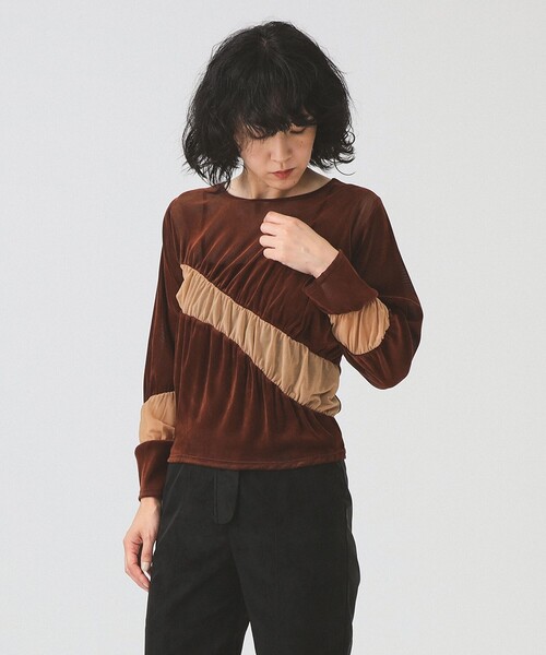 Ray BEAMS（レイビームス）の「RBS / ベロア ライン ギャザー Tシャツ（Tシャツ/カットソー・レディース・ブラック/ダークブラウン・ONE SIZE）」の8枚目の写真
