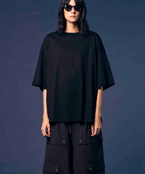 MAISON SPECIAL(メゾンスペシャル)の「《UNISEX》Extremely Cool Smooth Prime-Over Crew Neck T-Shirt/超冷感スムースプライムオーバークルーネックTシャツ【MAISON SPECIAL/メゾンスペシャル】(Tシャツ/カットソー・メンズ・ホワイト/ブラック・0/1/2)」の7枚目の写真