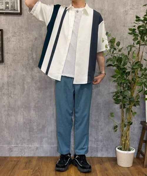 BACK NUMBER(バックナンバー)の「【BACK NUMBER】「吸水速乾」ドライポリ縦切替半袖シャツ(シャツ/ブラウス・メンズ・グレー/ホワイト・L/XL/M)」の3枚目の写真