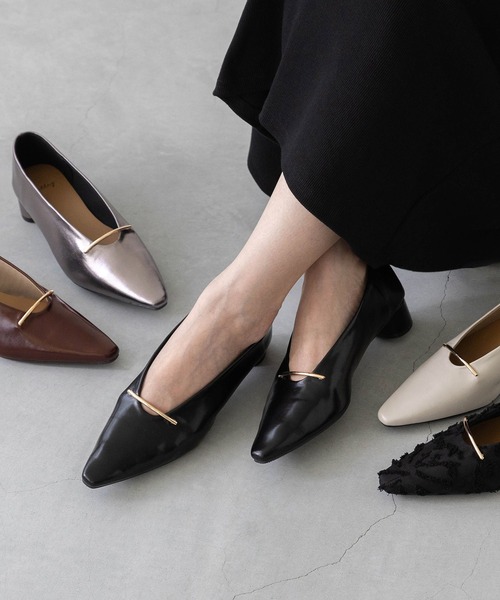 welleg(ウェレッグ)の「【 極やわ 】ゴールドバー 3cmヒール パンプス(パンプス・レディース・シルバー/ブラック系その他/ブラック/アイボリー/ブラウン系その他/ブラウン/ライトグレー/シルバー系その他・21.5cm/22.0cm/22.5cm/23.0cm/23.5cm/24.0cm/24.5cm/25.0cm/25.5cm/26.0cm)」の11枚目の写真