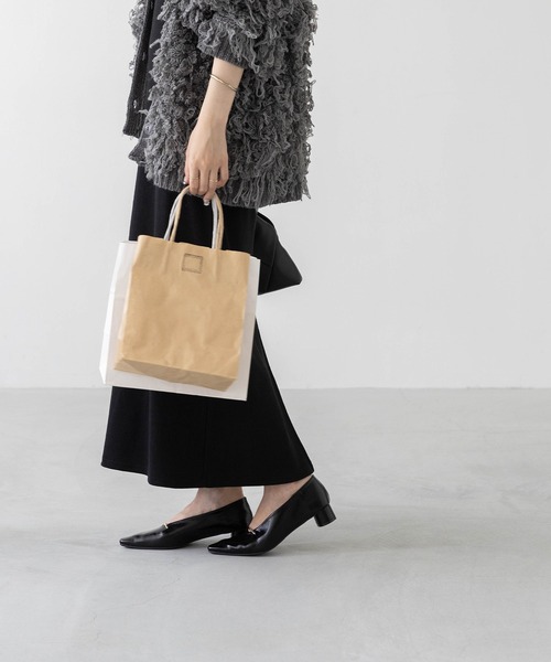 welleg(ウェレッグ)の「【 極やわ 】ゴールドバー 3cmヒール パンプス(パンプス・レディース・シルバー/ブラック系その他/ブラック/アイボリー/ブラウン系その他/ブラウン/ライトグレー/シルバー系その他・21.5cm/22.0cm/22.5cm/23.0cm/23.5cm/24.0cm/24.5cm/25.0cm/25.5cm/26.0cm)」の16枚目の写真