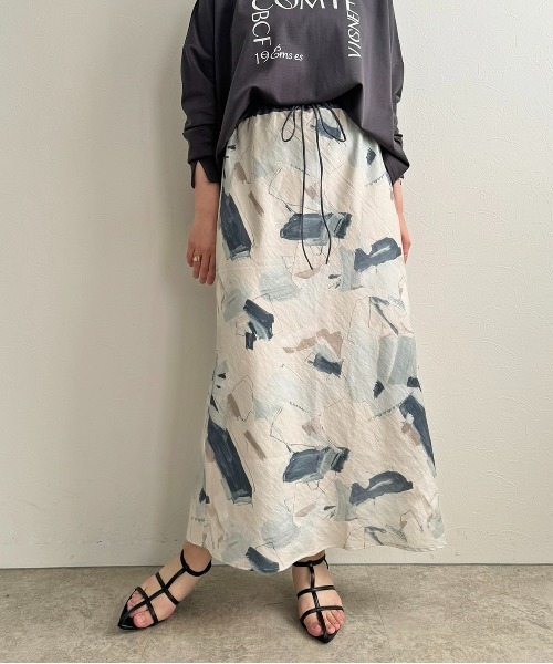 LHELBIE（レルビエ）の「ラフペイントスカート（スカート・レディース・ブラック/グレイッシュベージュ/イエロー・M）」の19枚目の写真
