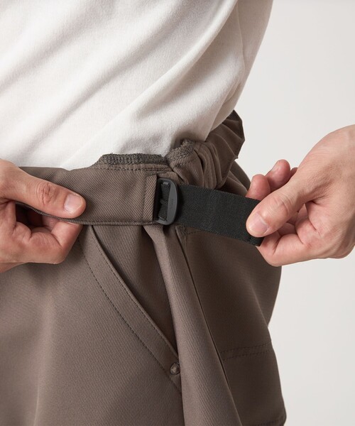 Lee（リー）の「【別注】＜Lee＞FLeeasy Narrow ポリエステル イージーパンツ（その他パンツ・メンズ・ブラック/ナチュラル/ダークグレー/モカ・FREE）」の14枚目の写真