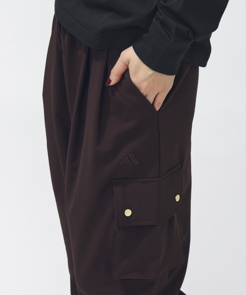 adidas（アディダス）の「アディダス adidas ラックスフロー オールデイズ ルーズフィット ストレッチ ウーブン カーゴパンツ（カーゴパンツ・レディース・ブラウン/グリーン/ブラック・S/M/L/XL）」の14枚目の写真