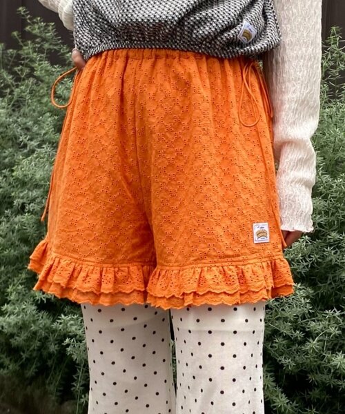 HELLO.SANFRANCISCO（ハローサンフランシスコ）の「【HELLO.SANFRANCISCO/ハローサンフランシスコ】レースフリルショートパンツ（その他パンツ・レディース・ホワイト/ブラック/オレンジ/パープル・ONE SIZE）」の4枚目の写真