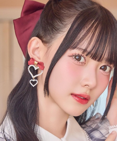 ROJITA(ロジータ)の「トリプルハートイヤリング(イヤリング・レディース・ピンク/ボルドー/ブラック・FREE)」の8枚目の写真