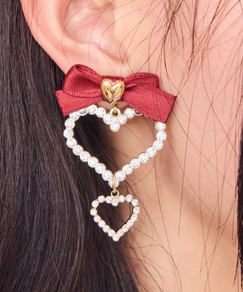 ROJITA(ロジータ)の「トリプルハートイヤリング(イヤリング・レディース・ピンク/ボルドー/ブラック・FREE)」の7枚目の写真