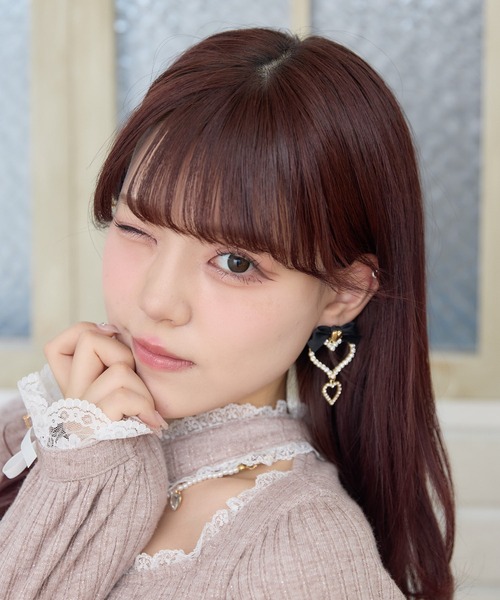 ROJITA(ロジータ)の「トリプルハートイヤリング(イヤリング・レディース・ピンク/ボルドー/ブラック・FREE)」の13枚目の写真