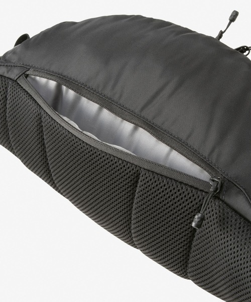 THE NORTH FACE(ザノースフェイス)の「THE NORTH FACE/ザ・ノース・フェイス/Sweep(ボディバッグ/ウエストポーチ・メンズ・ブラック・F)」の3枚目の写真