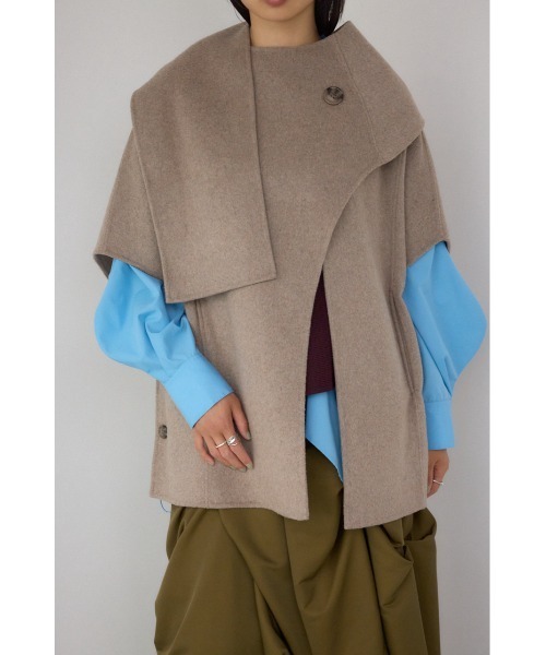 AZUL by moussy（アズールバイマウジー）の「【PLUS】ストールリバーポンチョ（ポンチョ・レディース・ベージュ/グレー・FREE）」の16枚目の写真