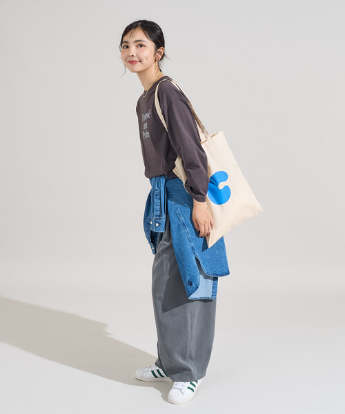 FREAK'S STORE(フリークスストア)の「【セットアイテム】オーガンジー ロゴTシャツセット(Tシャツ/カットソー・レディース・オフホワイト/サックスブルー/チャコール・フリ-)」の6枚目の写真