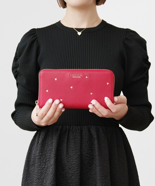 TOCCA（トッカ）の「LUCKY SHOWER LONGWALLET 長財布（財布・レディース・レッド系/ブラック系/ブルー系/ピンク系・F）」の5枚目の写真