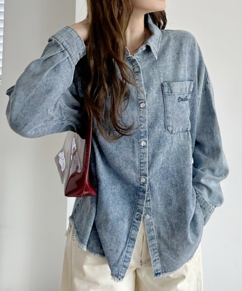 A.D.C.L.(エーディーシーエル)の「Cozyダブルポケットオーバーサイズデニムビッグシャツ(シャツ/ブラウス・レディース・ブルー/ネイビー・L/M)」の17枚目の写真