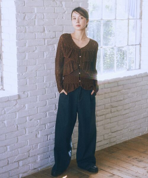 earth music&ecology（アースミュージックアンドエコロジー）の「レースフリルメローカーディガン（シャツ/ブラウス・レディース・アイボリー/ブラウン・FREE）」の6枚目の写真