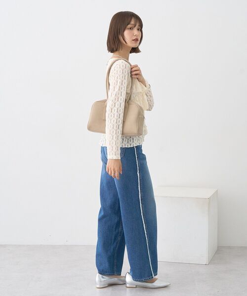 earth music&ecology（アースミュージックアンドエコロジー）の「レースフリルメローカーディガン（シャツ/ブラウス・レディース・アイボリー/ブラウン・FREE）」の12枚目の写真