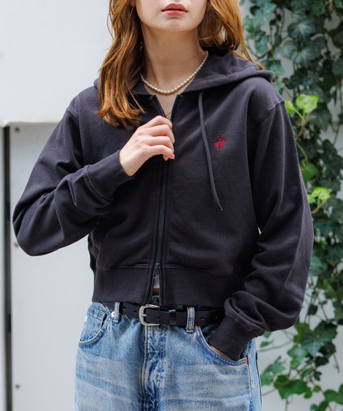 BEVERLY HILLS POLO CLUB(ビバリーヒルズポロクラブ)の「【BEVERY HILLS P.C/ビバリーヒルズポロクラブ】クロップドフルジップフーディ/トップス/パーカー【WEB限定】(パーカー・レディース・グレー/ブラック・フリー)」の16枚目の写真