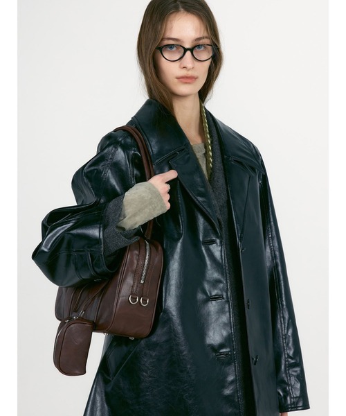 LOW CLASSIC(ロウ クラシック)の「TEXTURED LEATHER HALF COAT(その他アウター・レディース・ブラック・S)」の4枚目の写真
