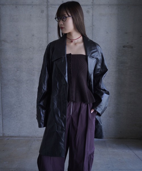 LOW CLASSIC(ロウ クラシック)の「TEXTURED LEATHER HALF COAT(その他アウター・レディース・ブラック・S)」の8枚目の写真