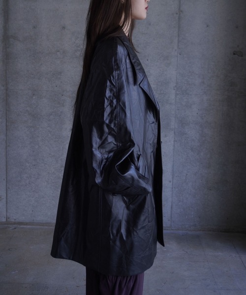 LOW CLASSIC(ロウ クラシック)の「TEXTURED LEATHER HALF COAT(その他アウター・レディース・ブラック・S)」の10枚目の写真