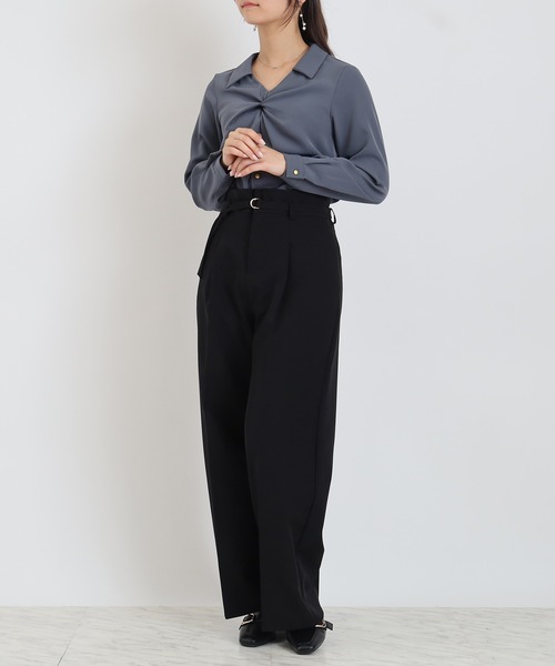 TRUDEA(トルディア)の「ベルテッド ワイドパンツ(その他パンツ・レディース・ネイビー/ブラック/グレイッシュベージュ・SMALL/LARGE/MEDIUM)」の15枚目の写真