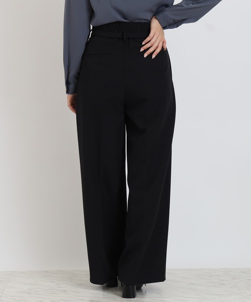 TRUDEA(トルディア)の「ベルテッド ワイドパンツ(その他パンツ・レディース・ネイビー/ブラック/グレイッシュベージュ・SMALL/LARGE/MEDIUM)」の14枚目の写真