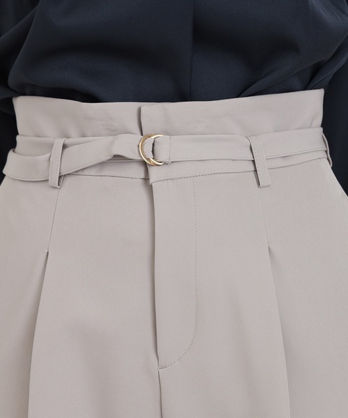 TRUDEA(トルディア)の「ベルテッド ワイドパンツ(その他パンツ・レディース・ネイビー/ブラック/グレイッシュベージュ・SMALL/LARGE/MEDIUM)」の19枚目の写真