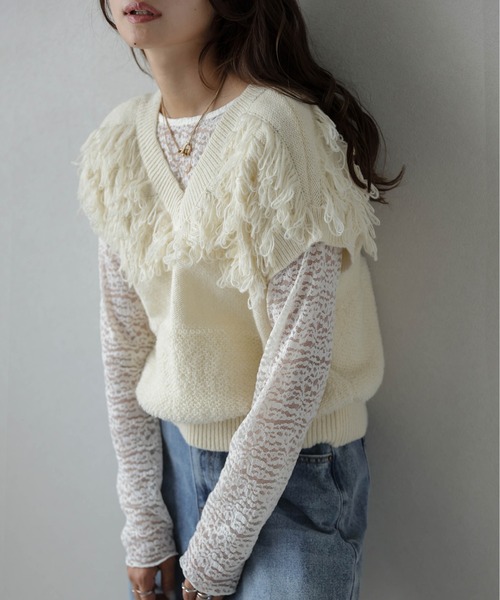 AMELY（エミリー）の「Vネックニットベスト（ベスト・レディース・アイボリー/ブラック/モカ/グレー・フリー）」の10枚目の写真