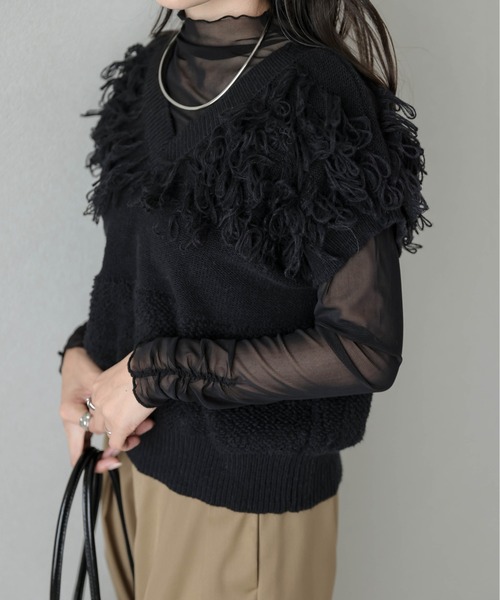 AMELY（エミリー）の「Vネックニットベスト（ベスト・レディース・アイボリー/ブラック/モカ/グレー・フリー）」の15枚目の写真