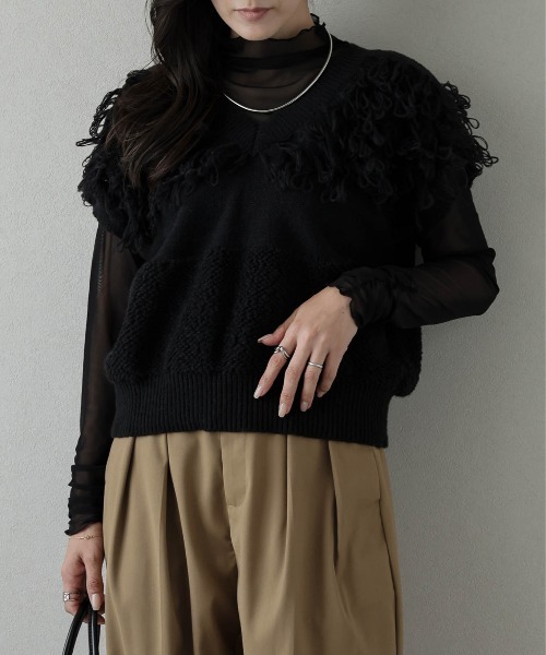 AMELY（エミリー）の「Vネックニットベスト（ベスト・レディース・アイボリー/ブラック/モカ/グレー・フリー）」の17枚目の写真